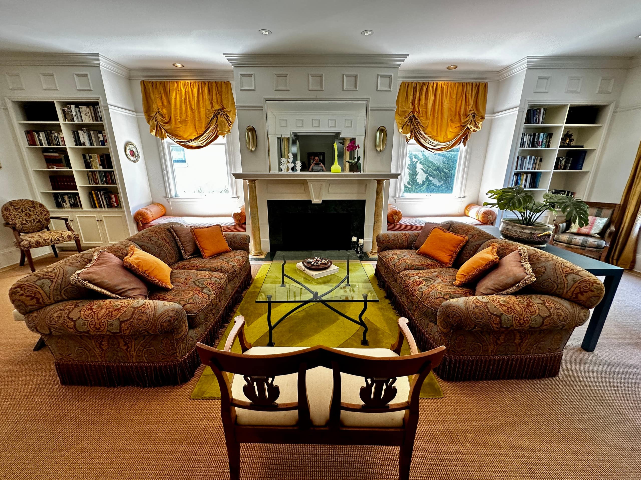 Home in San Francisco · ★4.95 · 4 bedrooms · 5 beds · 2.5 baths - Image 1