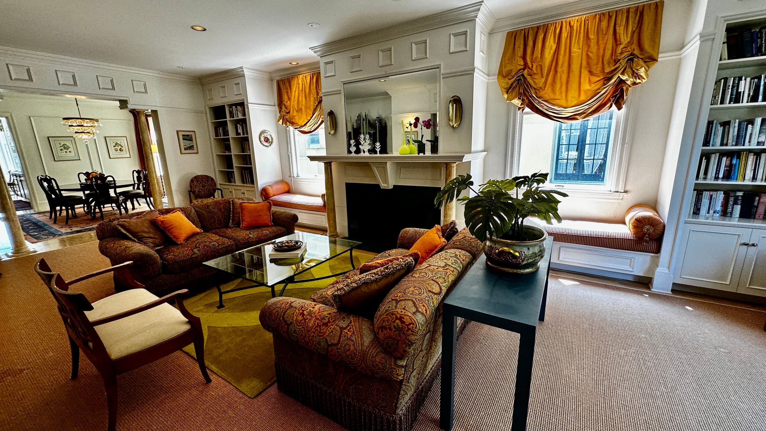 Home in San Francisco · ★4.95 · 4 bedrooms · 5 beds · 2.5 baths - Image 3