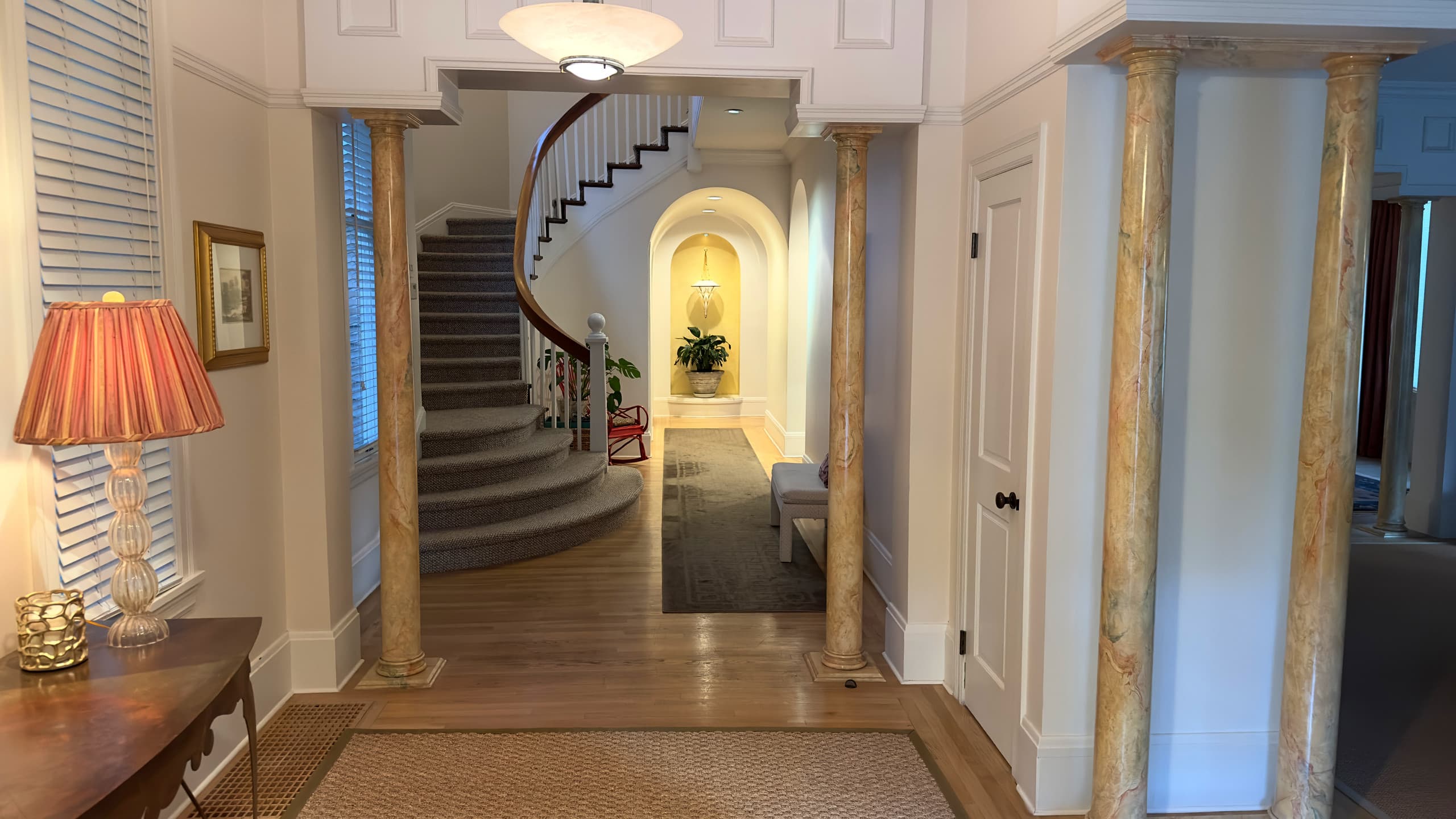 Home in San Francisco · ★4.95 · 4 bedrooms · 5 beds · 2.5 baths - Image 5