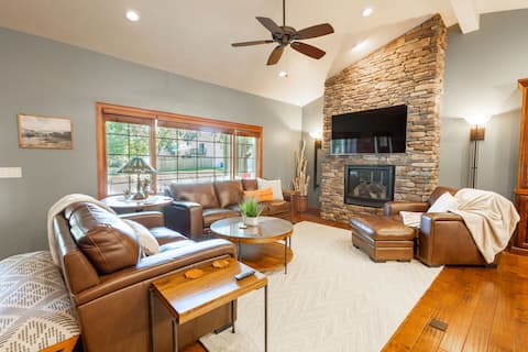 The Gathering Place | Hot Tub, Theater Room & More