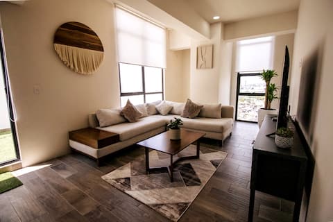 Loft with terrace on the 7th floor! 8 min from Metepec