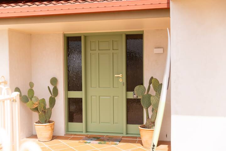 Deja View – Amazing Byron Bay House gallery image 2