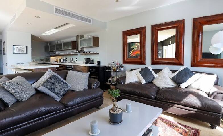 City view – No Load-shedding 150sq metres gallery image 3