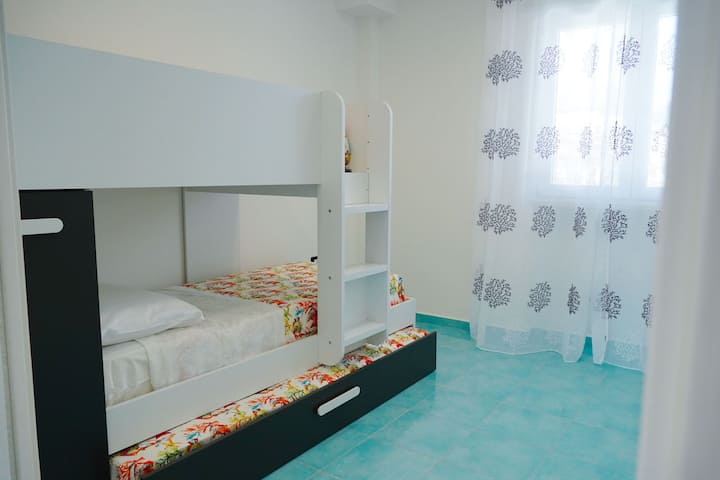 საძინებელი 1