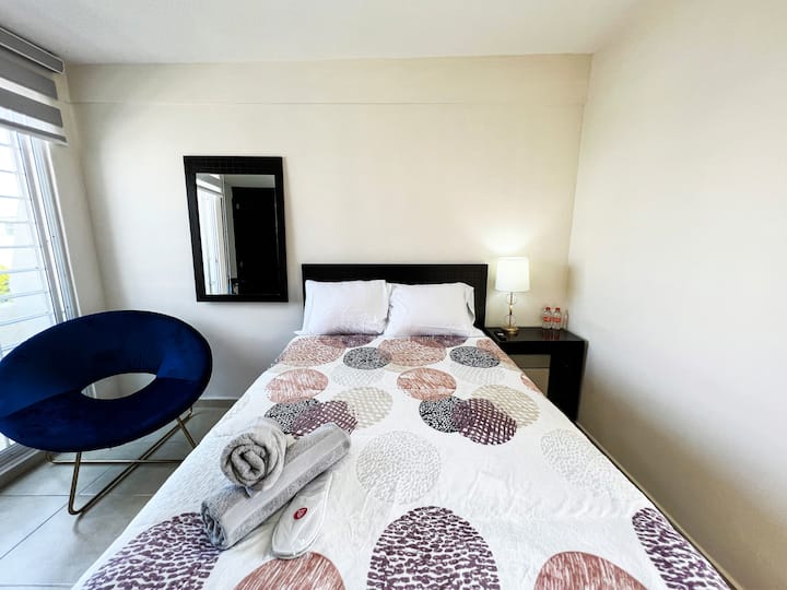 Chambre propre et prête à vous recevoir.