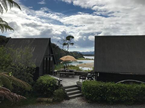 Secluded hideaway with a view