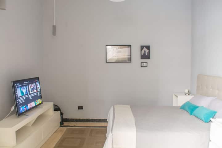 Chambre 3 avec Split System AC et Smart TV.