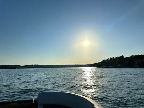 5 Bedroom Home with a Dock on Lake of the Ozarks