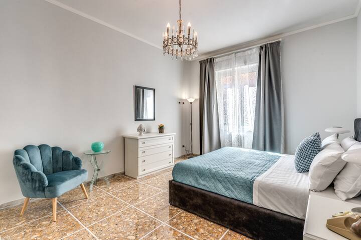 Domus Lucianae • Family stay by the Colosseum gallery image 3