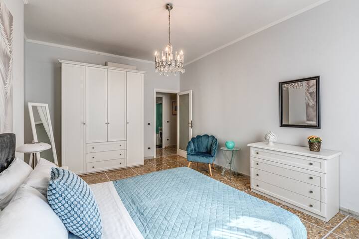 Domus Lucianae • Family stay by the Colosseum gallery image 5