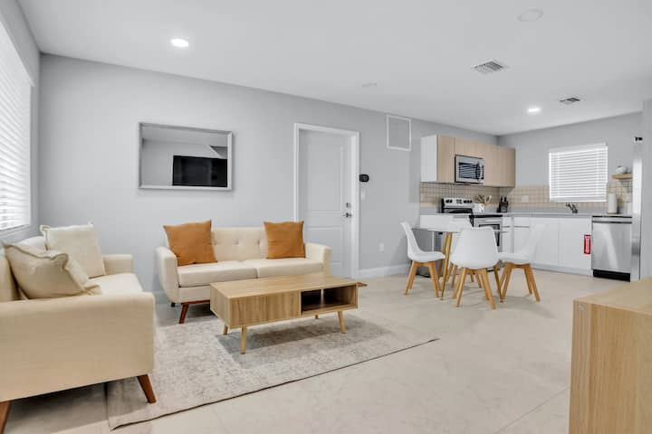 Sistrunk Shades Villa #4 Townhome In Downtown Ftl - Fort Lauderdale