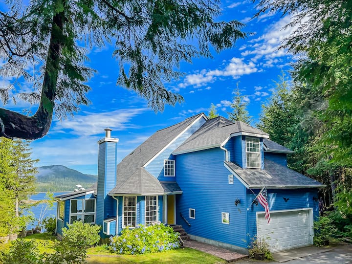 Ketchikan Oceanview Retreat Houses for Rent in Ketchikan, Alaska