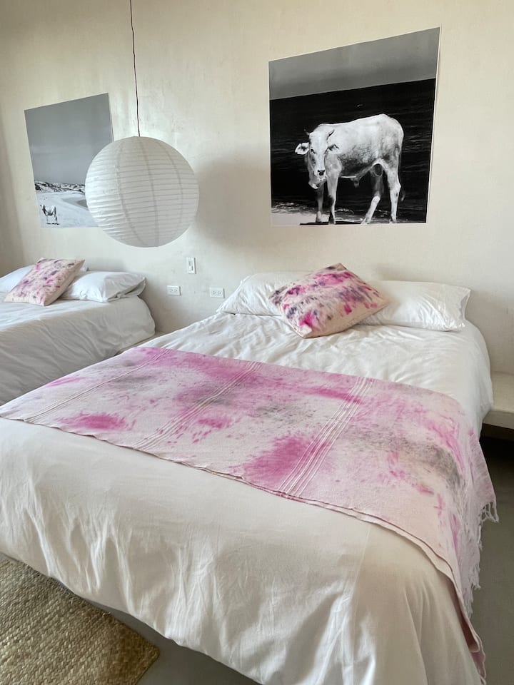 The Mill: Chumba cha kulala 6- 2 chumba cha watu wawili na sinki. Bustani na mwonekano wa bahari