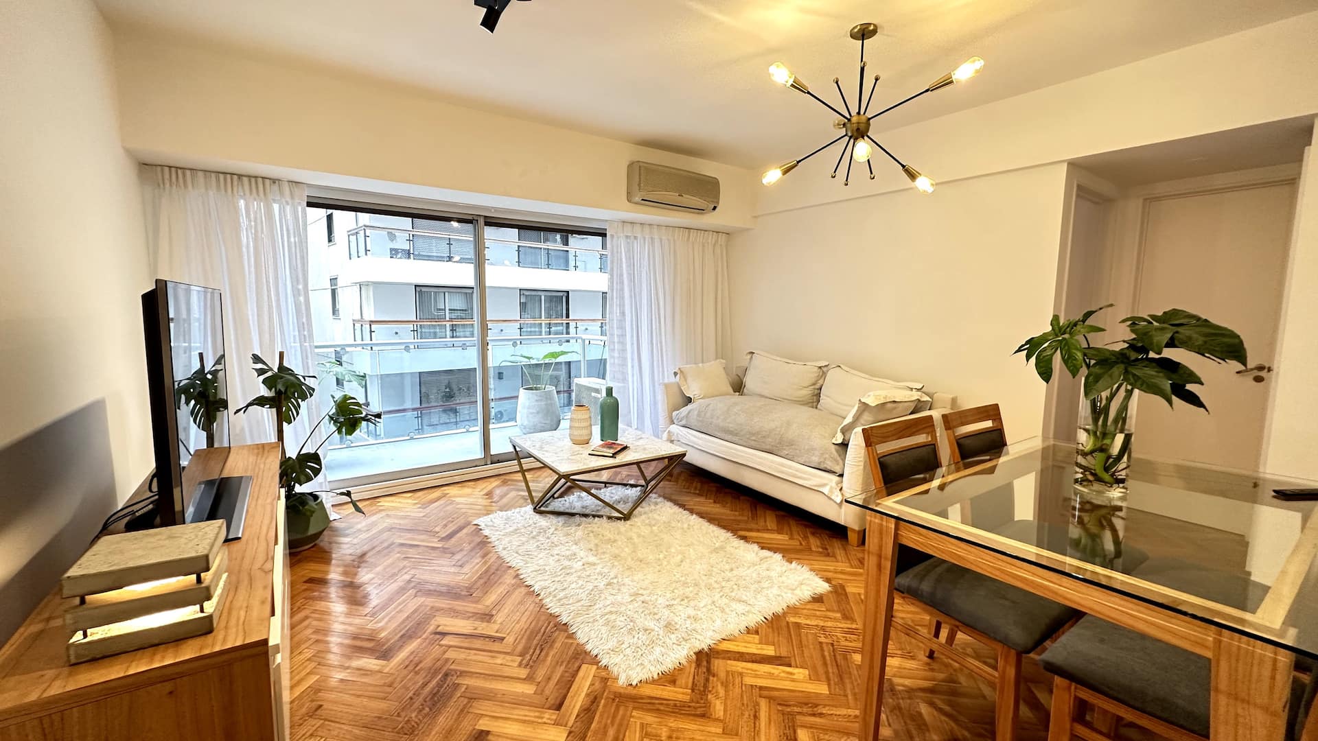 Well located apartment in the heart of Recoleta