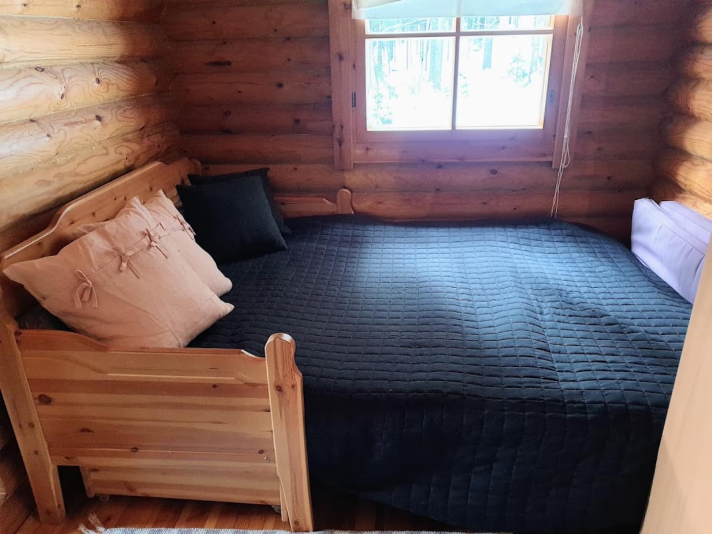 Hirsimökki, 4h+k, Wc, Sauna. Myös Talvella! 2