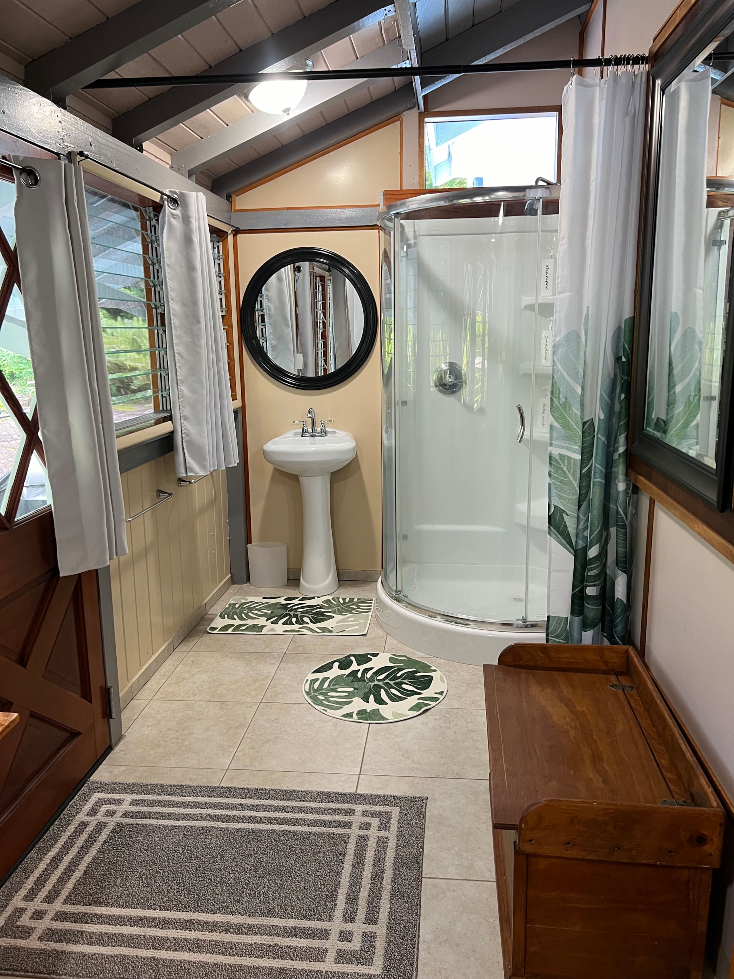 Home in Hilo · ★5.0 · 1 bedroom · 2 beds · 1 private bath - Image 39