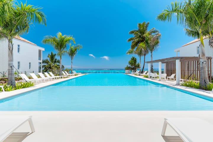 Tahiti Luxury Beach with Concierge service