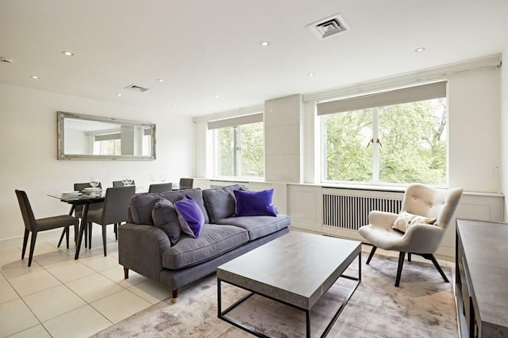 Spacious and Luxurious Mayfair Flat 125sqm -6 ppl