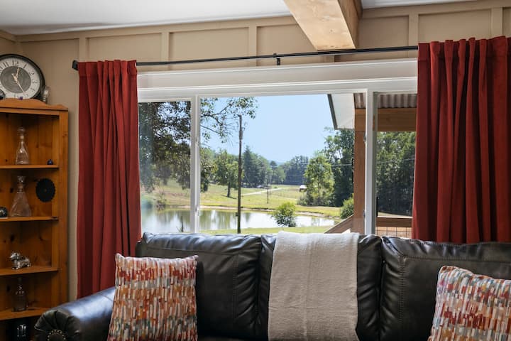 Pet Friendly W/ Hot Tub •Fishing Dock •Fire Pit - Hendersonville, NC