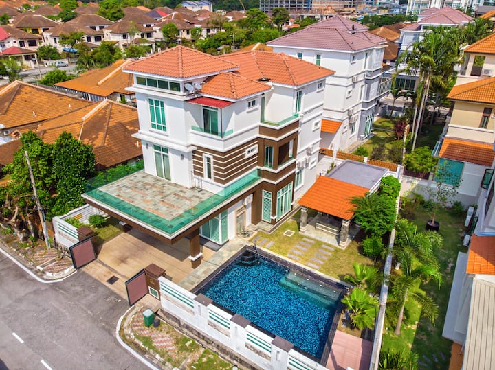 Villa At Batu Feringghi Penang - Batu Ferringhi