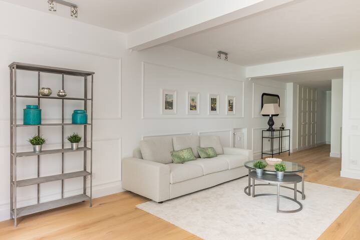 Elegante y moderno apartamento gallery image 3