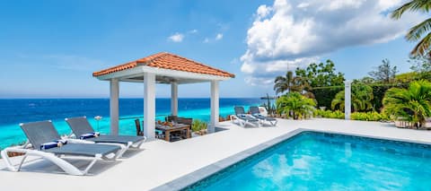 The Beach House - Coral Estate