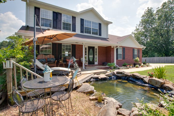 Home in Huntsville · ★4.89 · 3 bedrooms · 5 beds · 2.5 private baths
