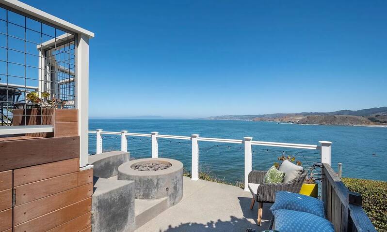 Oceanfront Home in Pacifica gallery image 2