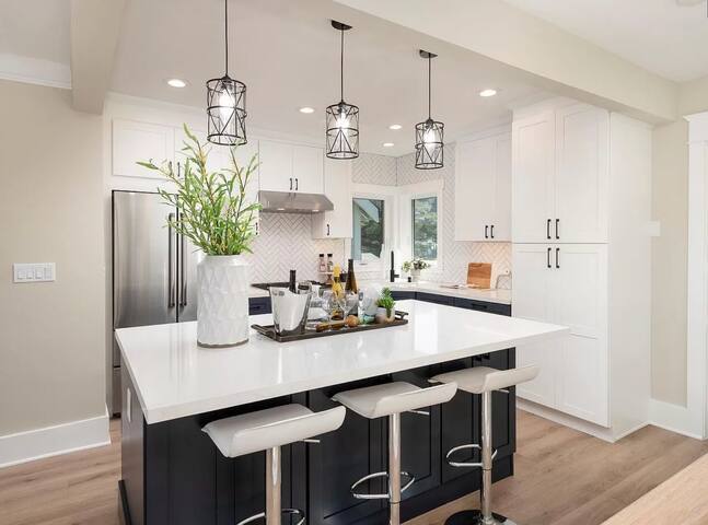 Oceanfront Home in Pacifica gallery image 5