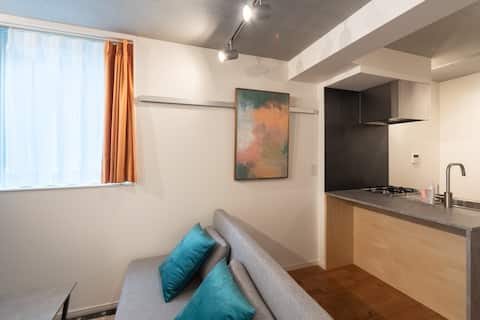 Built in 2023/5-minute walk from the station/203