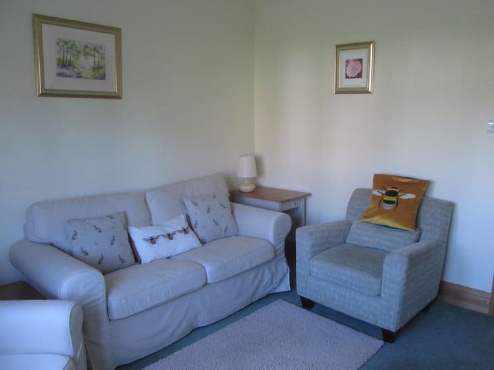 Bumble Cottage - Derbyshire
