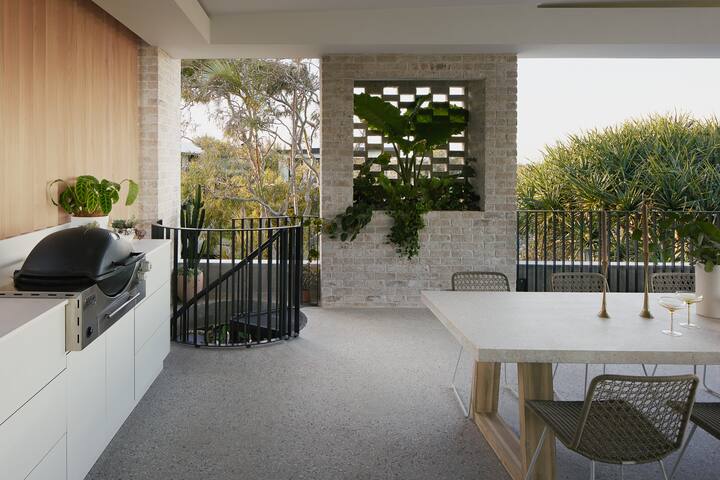 Beachfront w/ Ocean Views Brand New Home Noosa gallery image 5