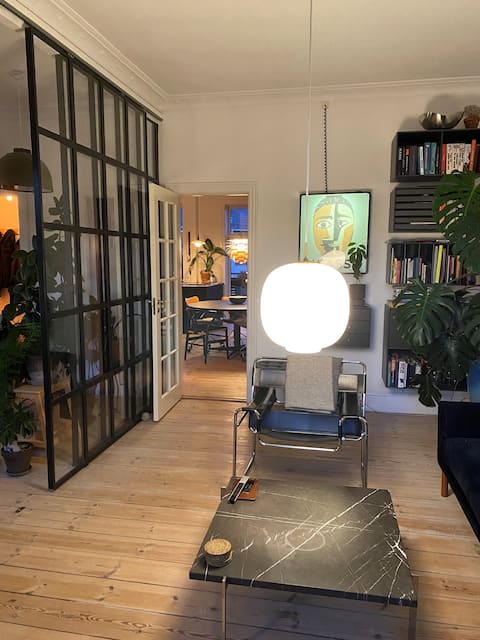 Successful Airbnb property: Stylish central and cosy apartment in Vesterbro Kongens Enghave