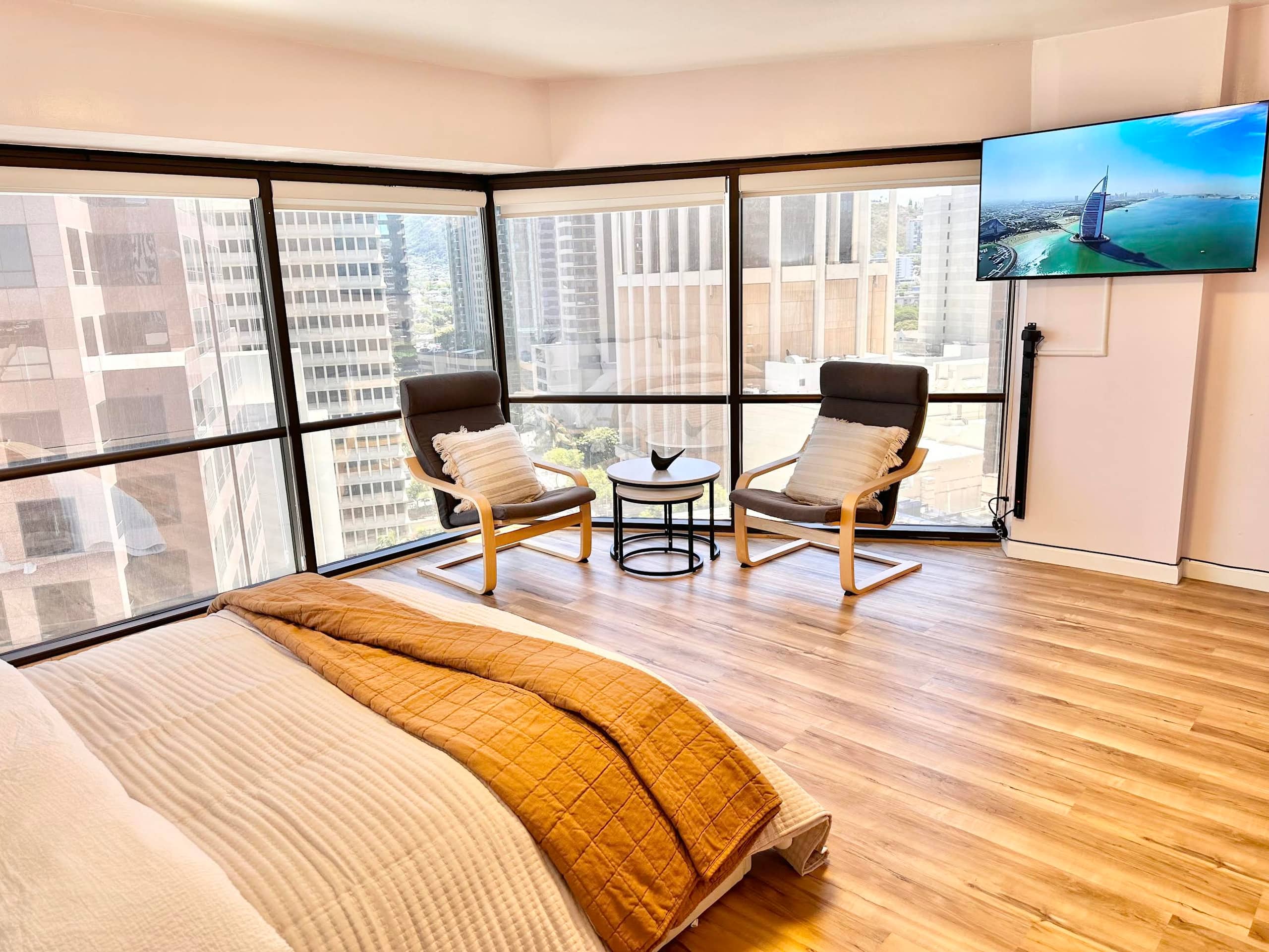 Downtown Honolulu 1 Bedroom Suite Executive Centre - Image 5