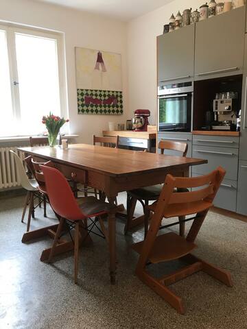 Wonderful historic townhouse gallery image 5