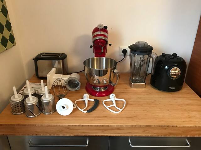 Wonderful historic townhouse gallery image 4