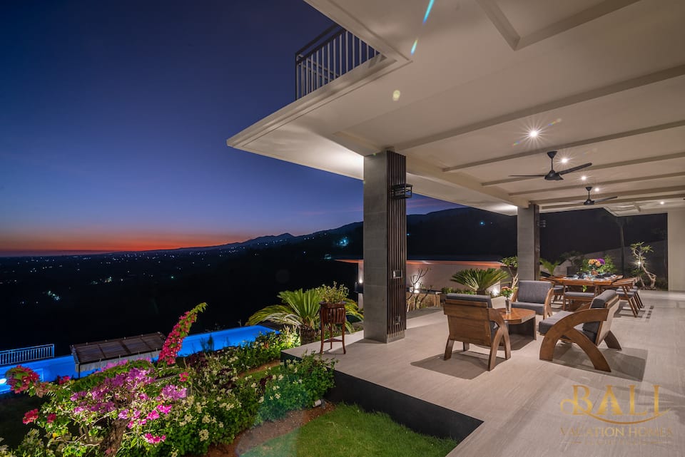 A hilltop villa above Lovina, Lovina, Bali, Indonesia, photo 4 of 10