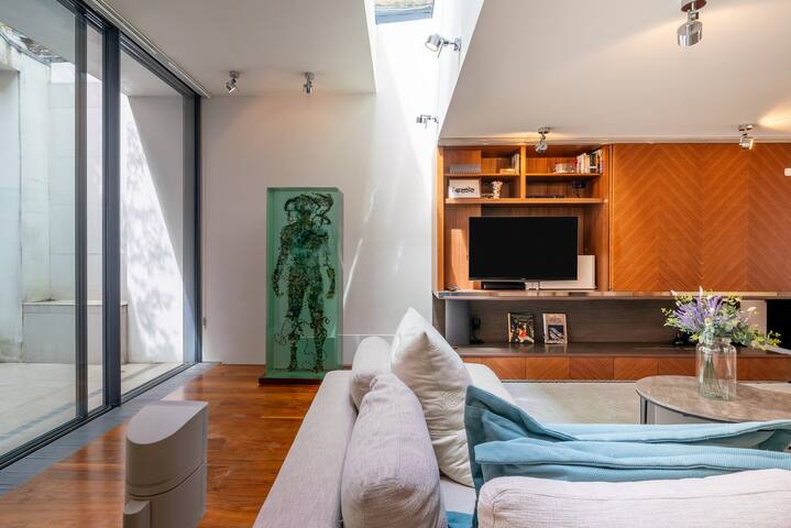 The One Chelsea gallery image 3