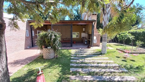 Excellent family cottage house