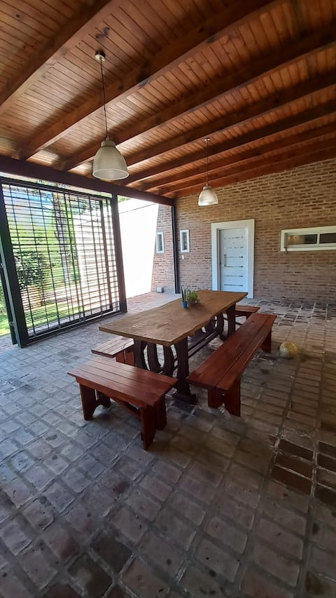 Excellent family cottage house