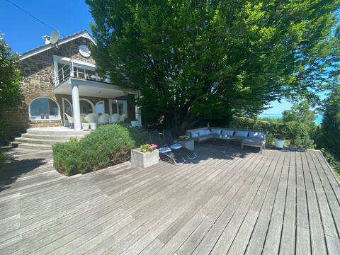 Lóci Villa - lakeside & panoramic views