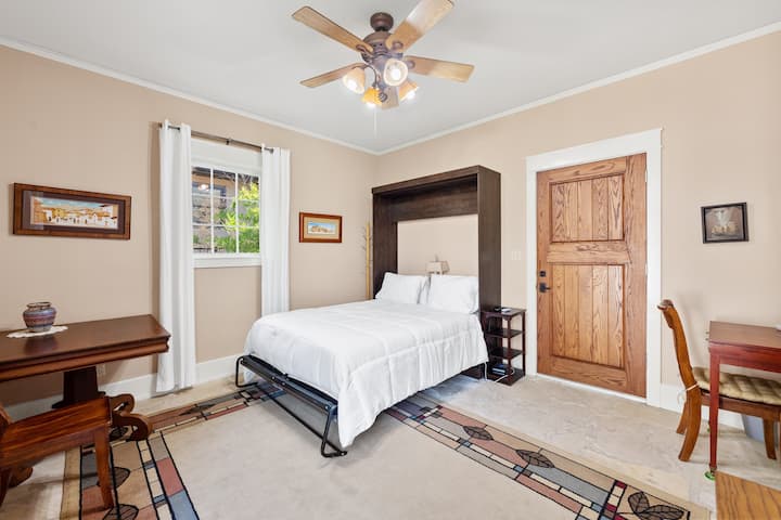 საძინებელი 1