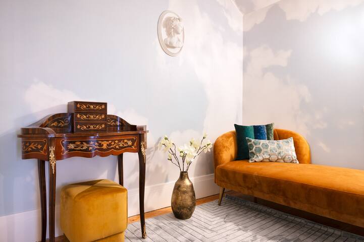 42 1F Cardosas Gem – Historic ap 1F gallery image 5