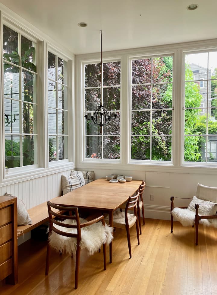 Bright Modern Victorian - San Francisco, CA