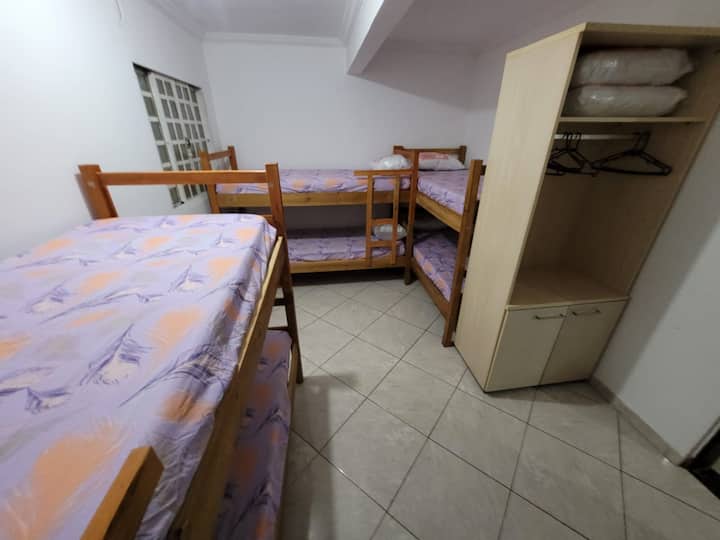 غرفة النوم 2