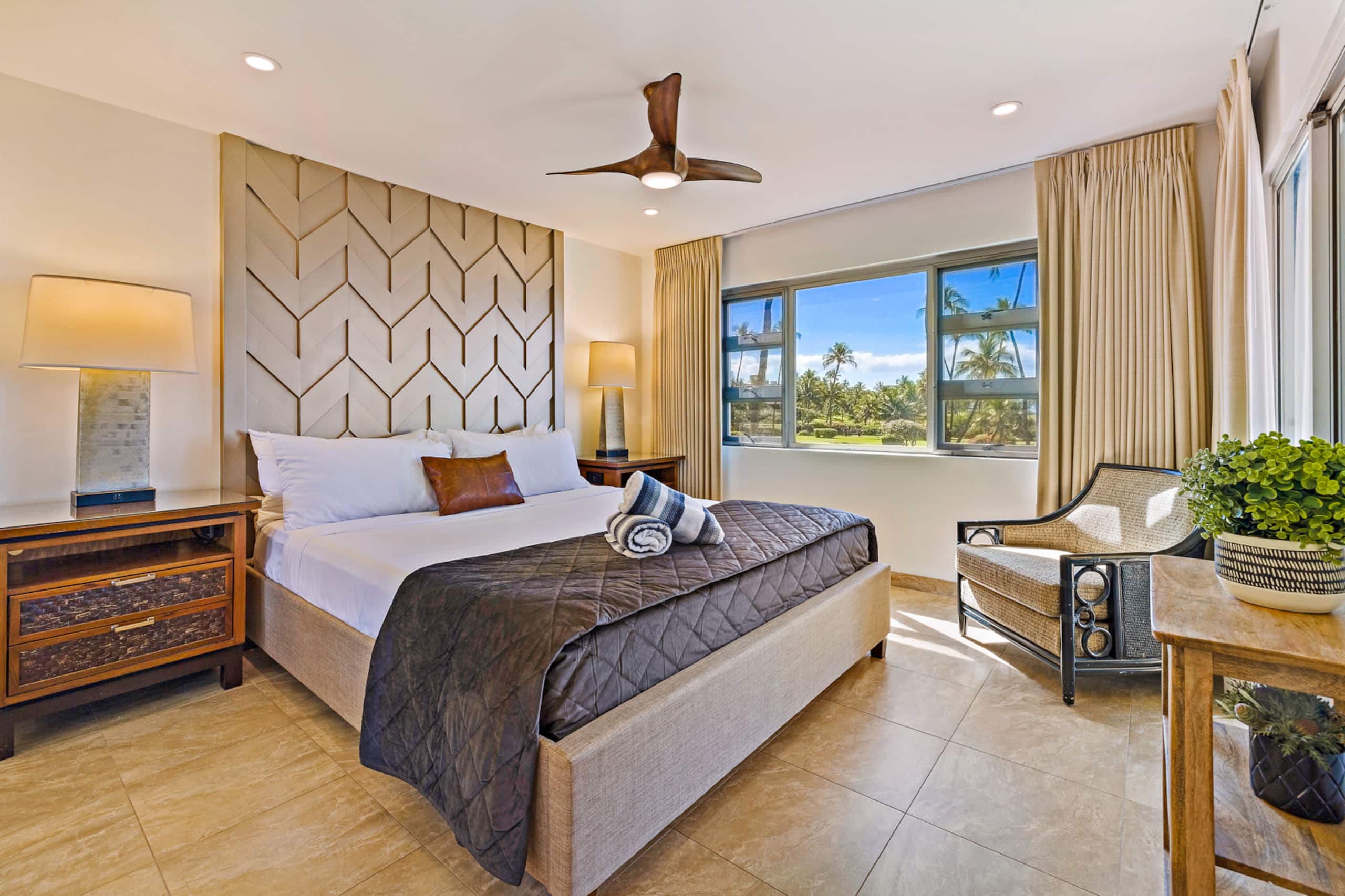 Condo in Kihei · ★5.0 · 2 bedrooms · 2 beds · 2 baths - Image 2