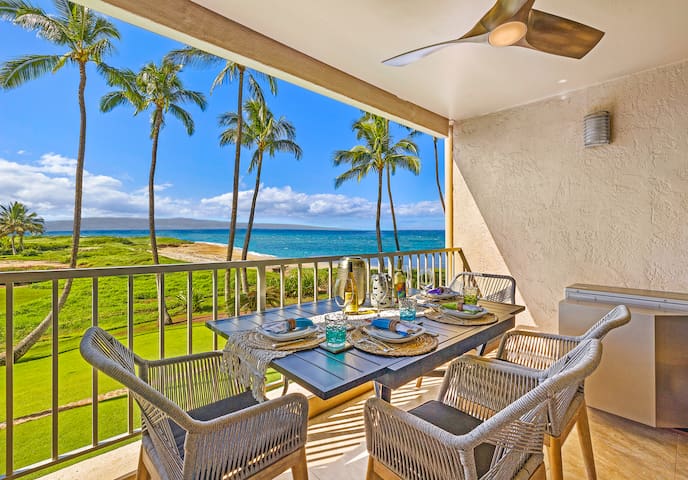 Beachfront luxury w/California King Beds & A/C