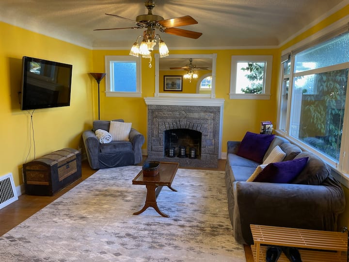 1926 Ravenna Home-near Uw | Seattle Children's - Seattle, WA