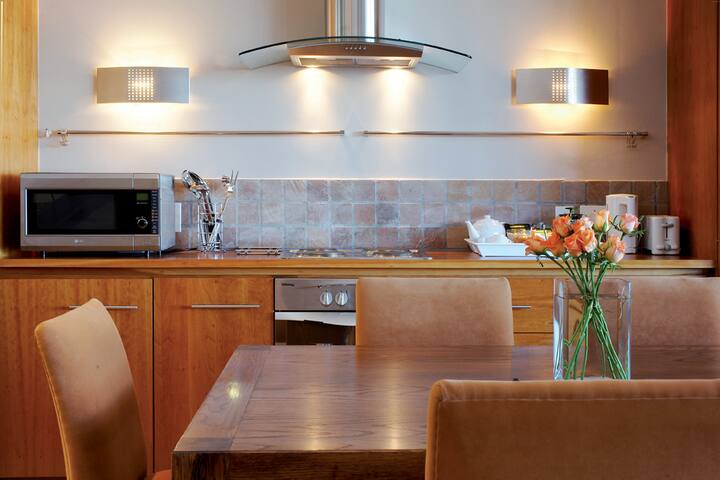 Pool with views No Loadshedding gallery image 2