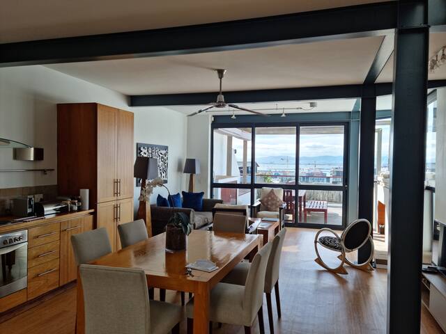 Pool with views No Loadshedding gallery image 5